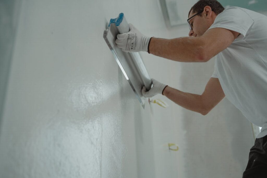Rénovation Intérieure & Dégât des Eaux 83 | Flash Peinture